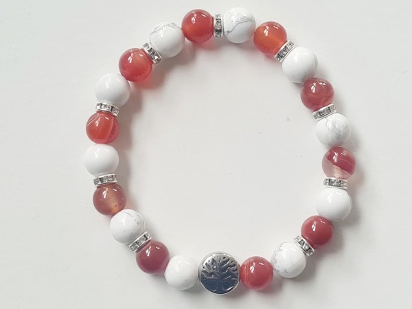 Bracelet cornaline et howlite blanche